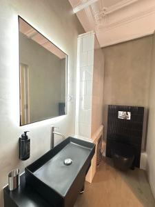 Form Space - Young Art Apartaments Warsaw