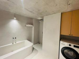 TheChanhSa Boutique Apartment