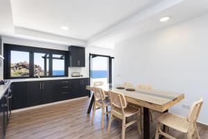 TenoHomes Lava and Atlantic Views Garachico