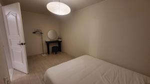 Gyeol Stay #1-minute walk from Jeongneung Station#5-minute walk from the airport bus stop#Check-out at 1 pm#Luggage storage