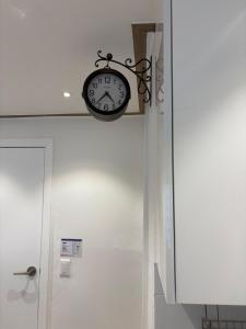 Seongsu Pop-up #2nd floor only #Cozy #7 minutes by subway or on foot #Cost-effective #KSPO #DDP #Lotte Tower #22 minutes to Gangnam and Hongdae
