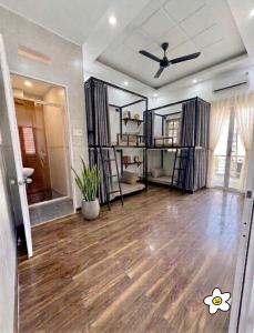 Nani Happy Hostel