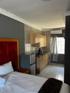 RUSTENBURG BED AND BREAKFAST lodge