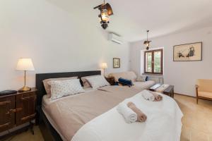 17th Century Apartment with Jacuzzi