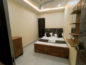 OM BED & Breakfast Guest House in varanasi