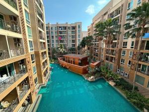 Atlantis Condo Resort pool view 4