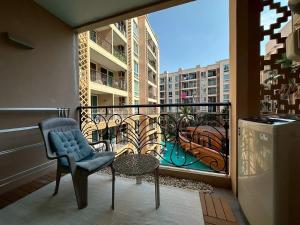 Atlantis Condo Resort pool view 4