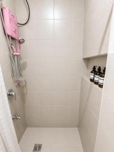 E&A Tawny 3 Bedroom Home Mabalacat City Near Clark Airport