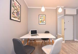 Primo - 1-brd Apartment - next to Cismigiu Park and Victoria Avenue