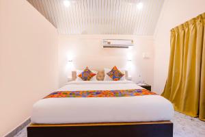 FabHotel Hill View Cottages - Nr Club Cubana