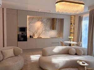 Harmony Property WIN HERASTRAU