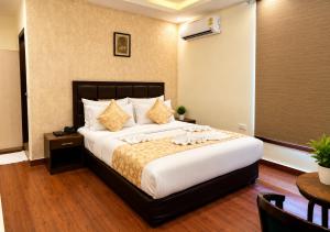 Crestmont Nirvana Hotel Near Apollo Hospital