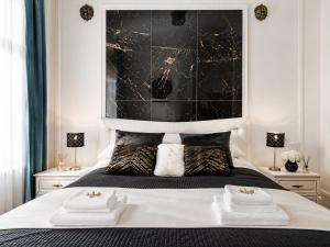 Emperor Marble Suite