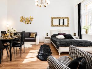 Black Diamond Suite
