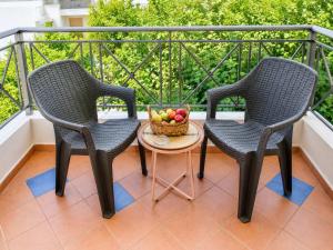 Pavlos Apartment - Leontari Stay with Garden View