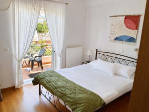 Pavlos Apartment - Leontari Stay with Garden View