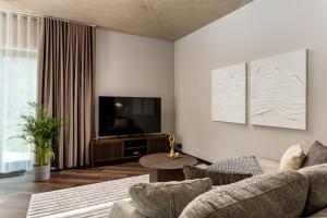 Vertex Apartments