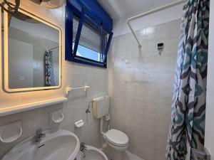 Newly renovated apartment 50m from the beach