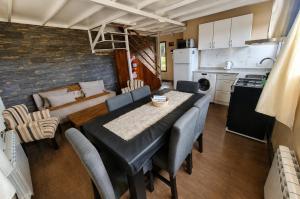 Chalet de montaña, con vistas a cerro catedral cerro otro y cerro ventana