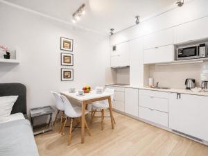 Apartamenty Bryza - Osiedle Dębina - Centrum - Parking