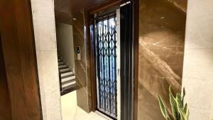 Hotel Meriton Star Ulhasnagar