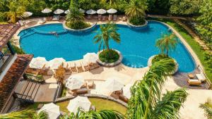 Beachside Bliss 4BR Lux Villa, Pool, Terrace, Golf