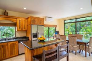 Vista Verde House wPool & WiFi