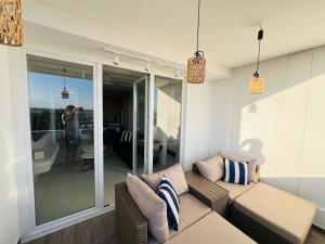 Vintage Top Flat Sea Sunset Views