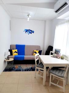 Summer Cozy Studio Delfin