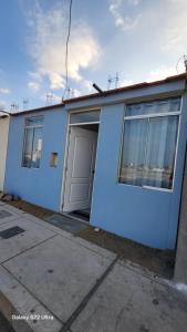 CASA CON ESTACIONAMIENTO PRIVADO c&R