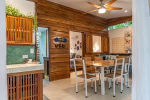 Up! House ~ Charming and cozy ~ 4 guests in Playa Chiquita
