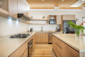 Modern Tamarindo Villa | Private Pool & Garden