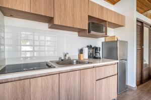 Private 2-Studio Retreat Near Playa Del Coco!