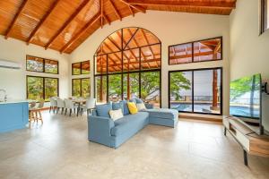 Luxe Ocean-View Hideaway in Carrillo