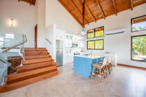 Luxe Ocean-View Hideaway in Carrillo