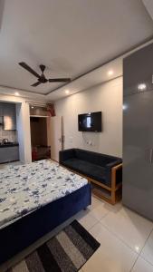 Couple friendly studio apartment in kharar