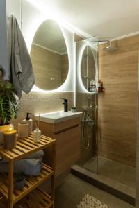 Central 2BR Penthouse
