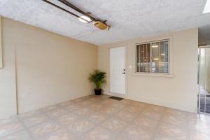 Cozy family-friendly home , UANL area