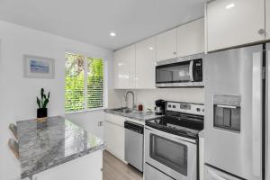 1 Key Largo Waterfront Studio Canal & Ocean