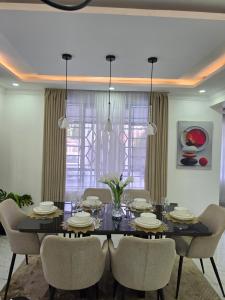 Almara Residence 4BR Private Compound