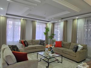 Almara Residence 4BR Private Compound