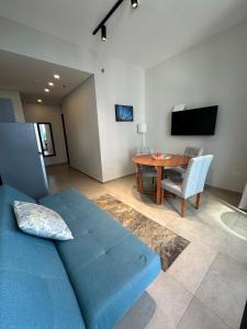 Shopping del Sol Zone apartment, with pool and gym