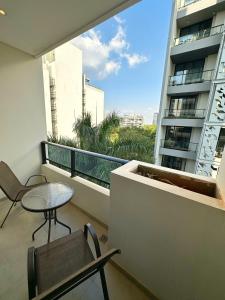 Shopping del Sol Zone apartment, with pool and gym