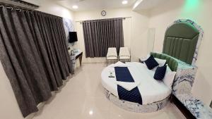 Smooth Check-in Hotels By Edition Blue - Mumbai