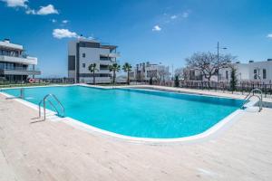 Lme144A Spacious & Luxury Family Home