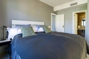La- Beautiful 3 Bedroom Penthouse Close To Sea