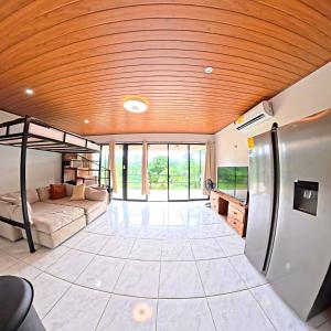 Jungle Retreat With AC Near Cahuita Town - Finca el Columpio