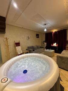 Appartement jacuzzi gueliz