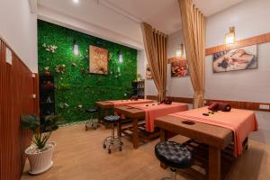 Anne Boutique Hoi An Ancient Town Hotel & Spa Walking Street