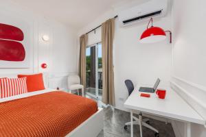 ROUGE, 56m2, 2 Bdr condo on Bangrak beach